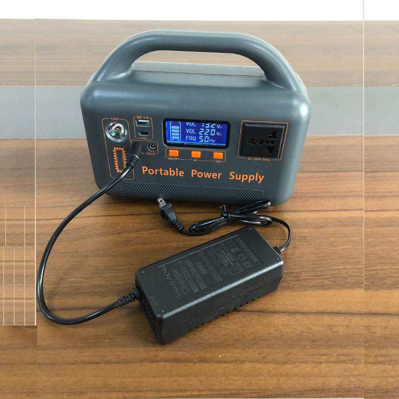 Outdoor Emergency Portable Pow - đánh giá và giá Solar Emergency Charger